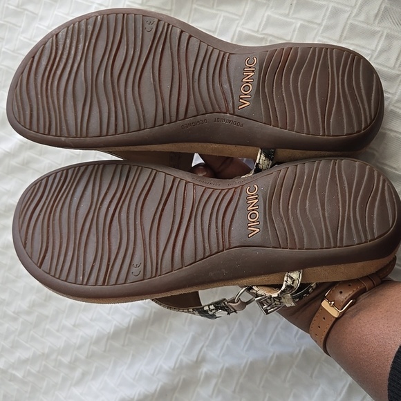 Vionic Kirra Snakeskin Pattern Sandals Summer Shoes - Picture 9 of 9